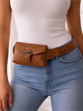 SPIKES & SPARROW Leather Front Pocket Big Waist Belt Bag Fanny Pack Tan